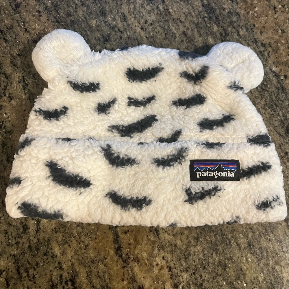 Patagonia baby hat